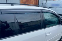 Volkswagen Touran 2010–2015 Ikkunadeflektorit (4 kpl, HIC) kuva 10