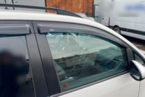 Volkswagen Touran 2010–2015 Ikkunadeflektorit (4 kpl, HIC) kuva 11