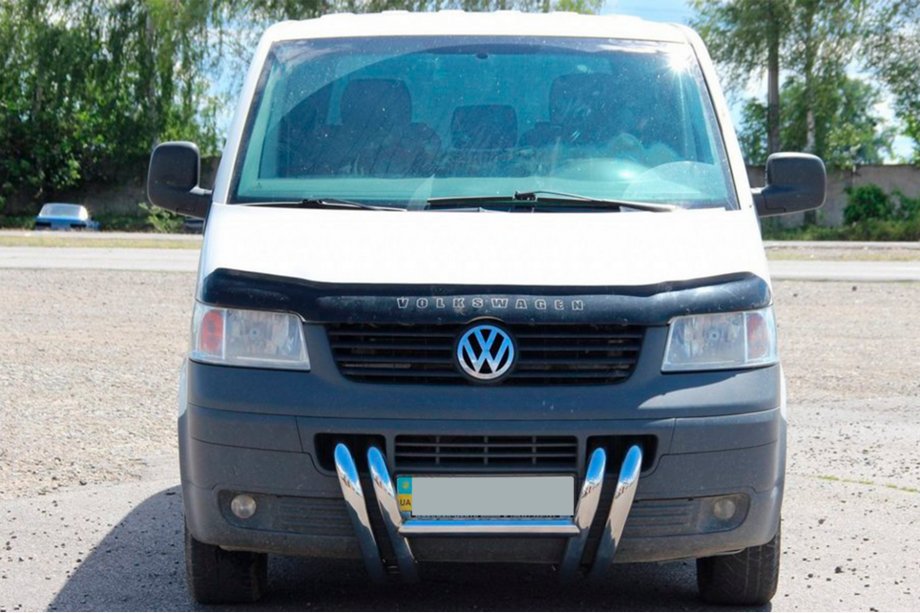 Volkswagen T5 Transporter 2003–2010 Härkäpuskuri ST006-03, sierainmalli (ruostumaton teräs) Kuva 8