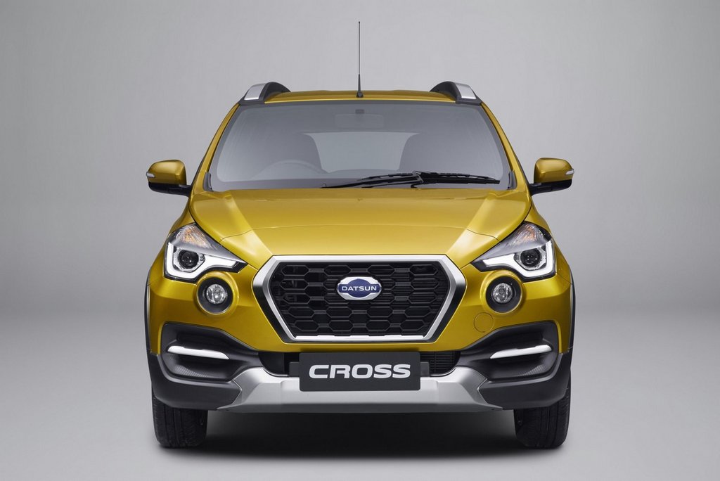 Koeajo: 7-paikkainen Datsun Cross -crossover
