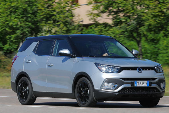 SsangYong XLV -crossoverin koeajo