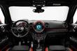 Katsaus kompaktista crossoverista MINI Countryman JCW kuva 6