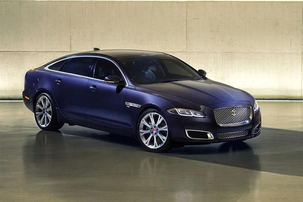 Katsaus Jaguar XJ -lippulaivasedaniin