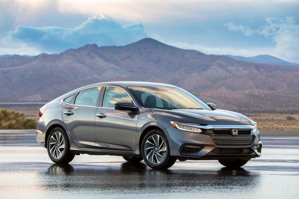 Honda Insight -hybridisedanin koeajo