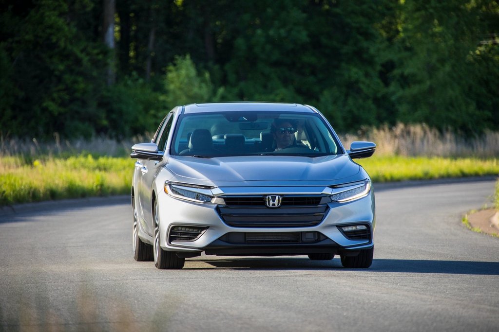 Honda Insight -hybridisedanin koeajo