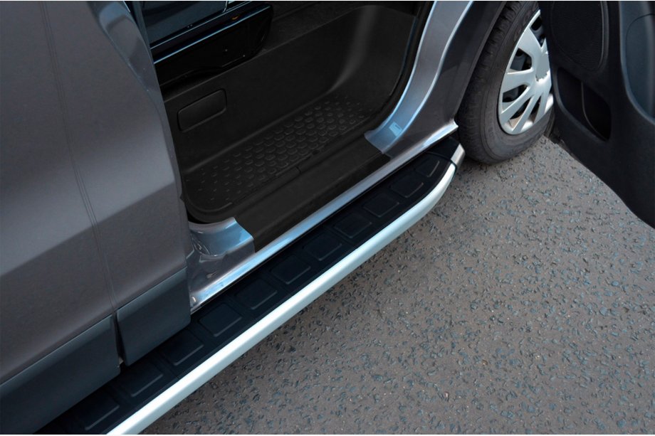 Peugeot Bipper 2008–2017 Fullmond sivuastinlaudat (2 kpl, alumiini) Image