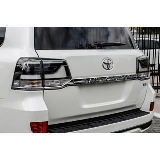 Takavalot 2016+ (Executive Black) Toyota Land Cruiser 200 2007–2021 kuva 1