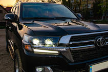 Toyota Land Cruiser 200 2007–2021 Etuajovalot 2016+ (Executive) kuva 8