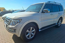 Mitsubishi Pajero Wagon IV 2006–2021 Facelift-kitti (etupuskuri) kuva 12