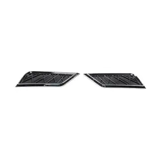 Takapuskurin päätysuojat (2016+, 2 kpl) Lexus LX570/450d 2008–2022 kuva 4