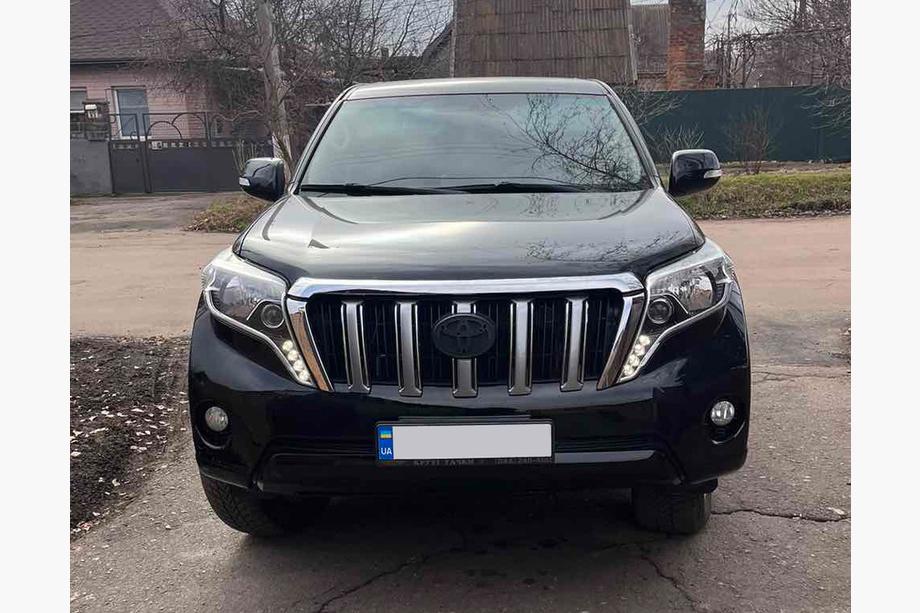 Toyota Land Cruiser Prado 150 2009–2023 Jäähdyttimen säleikkö 2013-2017 (vakio) Image