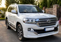 Toyota Land Cruiser 200 2007–2021 Täydellinen korisarja 2016-2021 (Executive 2019) kuva 9