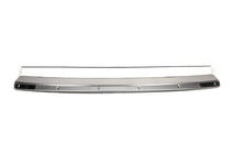 Lexus LX570/450d 2008–2022 Krominen takapuskurin lista (2012-2015) kuva 3