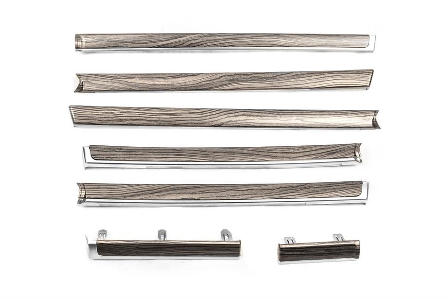 Toyota Land Cruiser 200 2007–2021 Puusomisteet oviin (tumma puu) Image