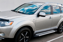 Mitsubishi Outlander 2006–2012 Allmond Grey sivuportaat (2 kpl, alumiini) kuva 1