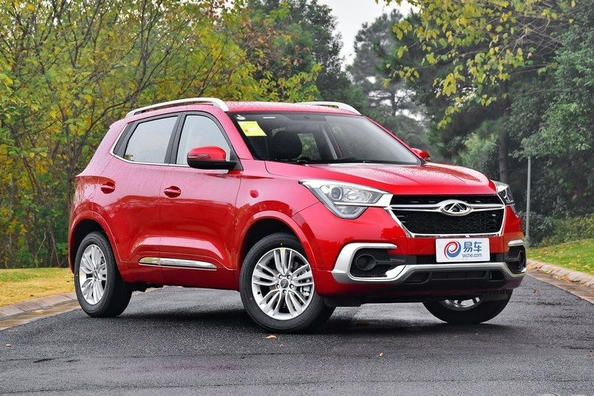 Kompakti kaupunkicrossover Chery Tiggo 4