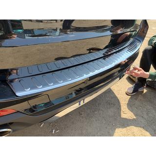Krominen takapuskurin suojalista (Carmos) BMW X5 F15 2013–2018 kuva 2