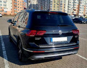 Volkswagen Tiguan 2016–2023 Takapuskurin suojalista (Carmos, ruostumaton teräs) kuva 2