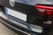 Volkswagen Tiguan 2016–2023 Takapuskurin suojalista (Carmos, ruostumaton teräs) kuva 5