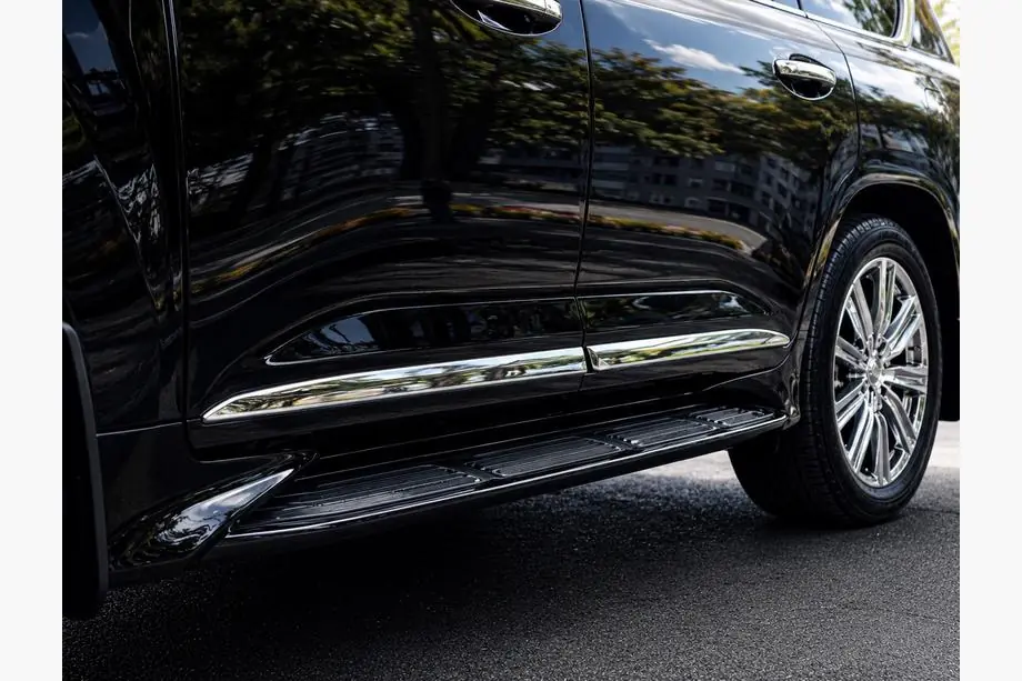 Lexus LX570/450d 2008–2022 Ovilistat (muotoilu 2016+) Kuva 2