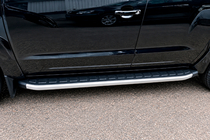 Volkswagen Amarok 2010–2022 Sivuporrassarja Fullmond Grey (2 kpl, alumiini) kuva 2