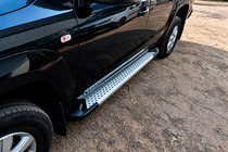 Volkswagen Amarok 2010–2022 Sivukynnykset Allmond Grey (2 kpl, alumiini) kuva 1