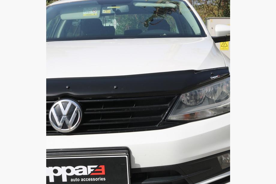Volkswagen Jetta 2011–2018 Konepellin tuuliohjain (EuroCap) Kuva 5