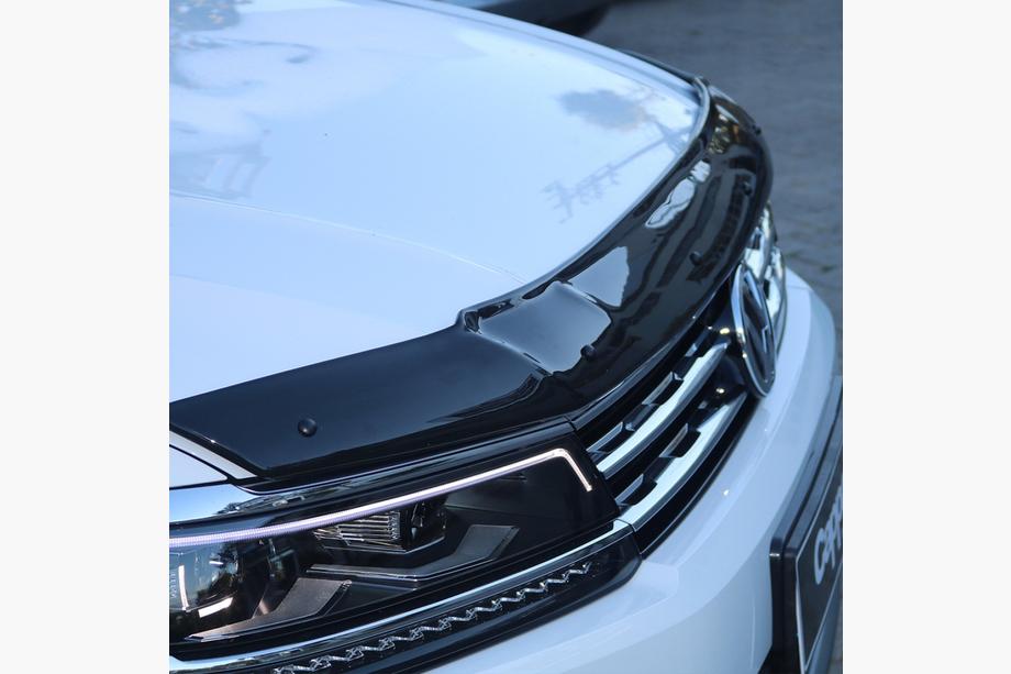 Volkswagen Tiguan 2016–2023 Konepellin tuuliohjain (EuroCap) Image