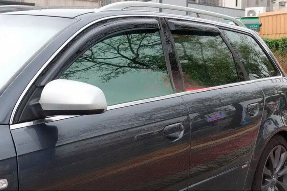 Audi A4 B6 2000–2004 Tuuliohjaimet (Avant, 4 kpl, HIC) Image