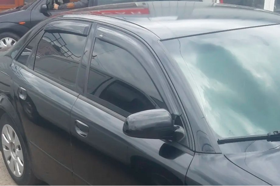 Audi A4 B6 2000–2004 Ikkunadeflektorit Sedan (4 kpl, HIC) Image