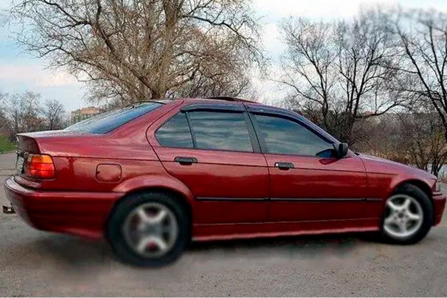 BMW 3-sarja E36 1990–2000 Tuuliohjaimet SD (4 kpl, HIC) Image