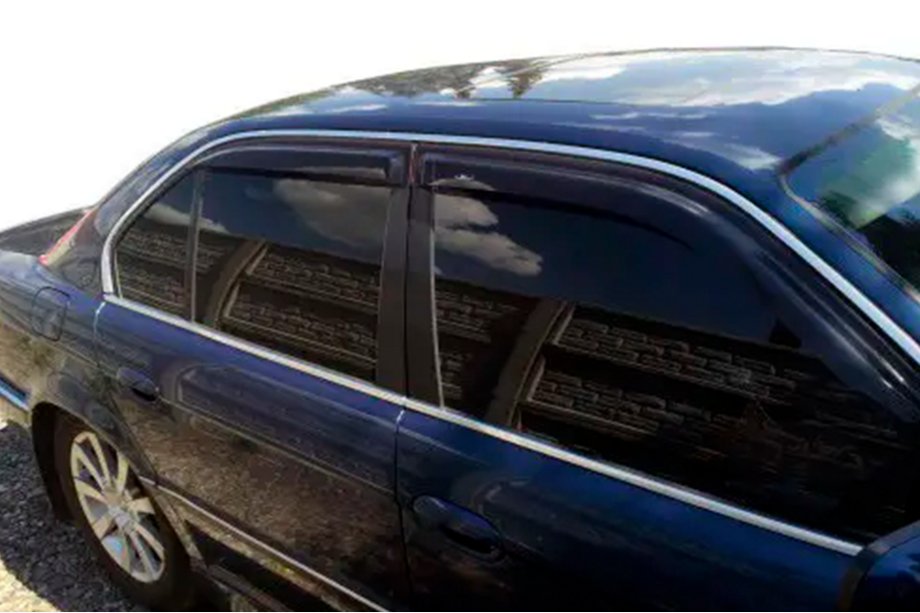 BMW 7-sarja E38 1994–2001 Ikkunadeflektorit (4 kpl, HIC) Image