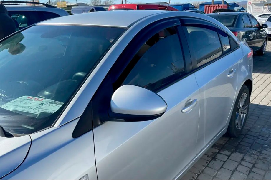 Chevrolet Cruze 2009–2015 Tuuliohjaimet SD (4 kpl, HIC) Image
