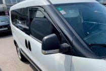 Fiat Doblo II 2010–2022 Ura-asenteiset ikkunatuuliohjaimet (2 kpl, HIC) kuva 1