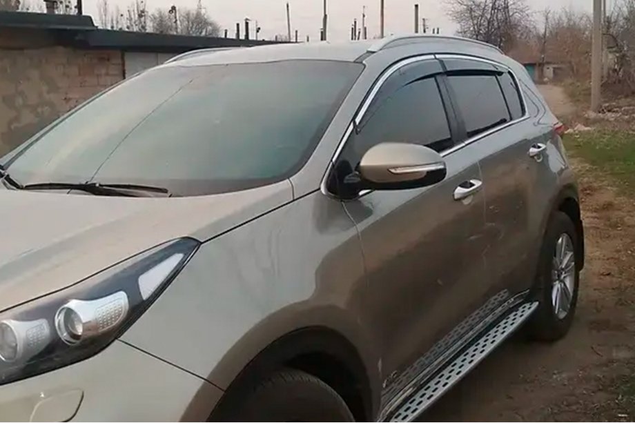 Kia Sportage 2015–2021 Sivulasien tuuliohjaimet kromilistalla (4 kpl, HIC) Kuva 3