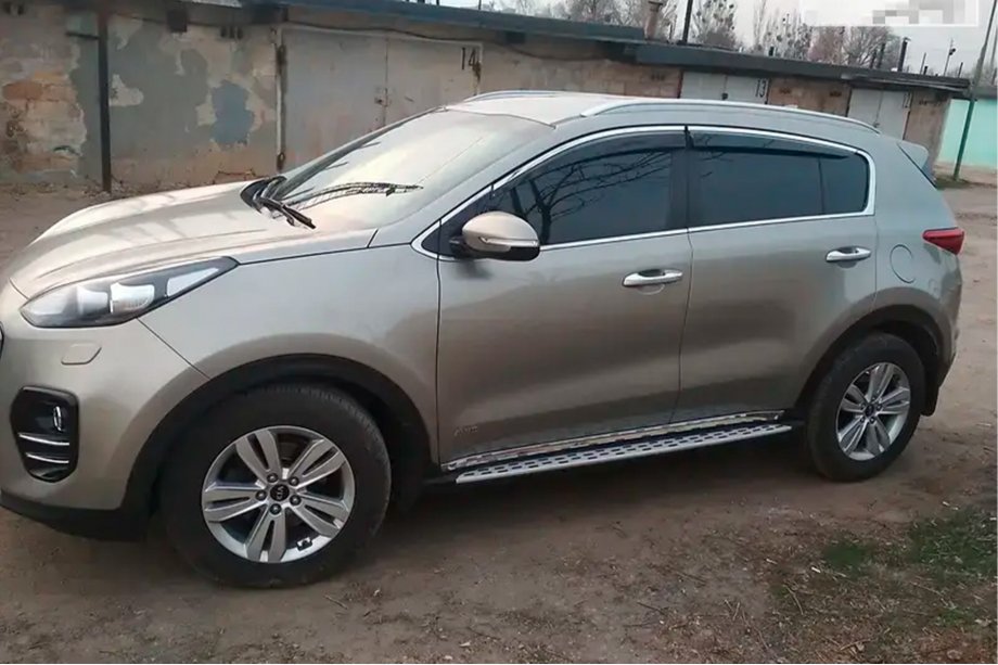 Kia Sportage 2015–2021 Sivulasien tuuliohjaimet kromilistalla (4 kpl, HIC) Kuva 5