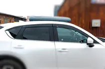Mazda CX-5 2017–2025 Ikkunadeflektorit (4 kpl, HIC) kuva 5