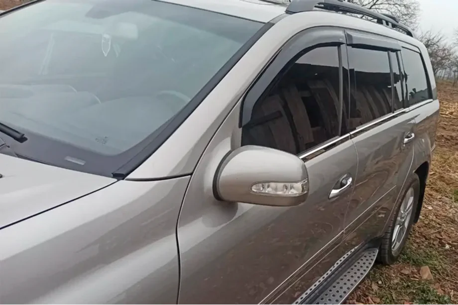 Mercedes GL-sarja X164 2006–2012 Ikkunadeflektorit (4 kpl, HIC) Image