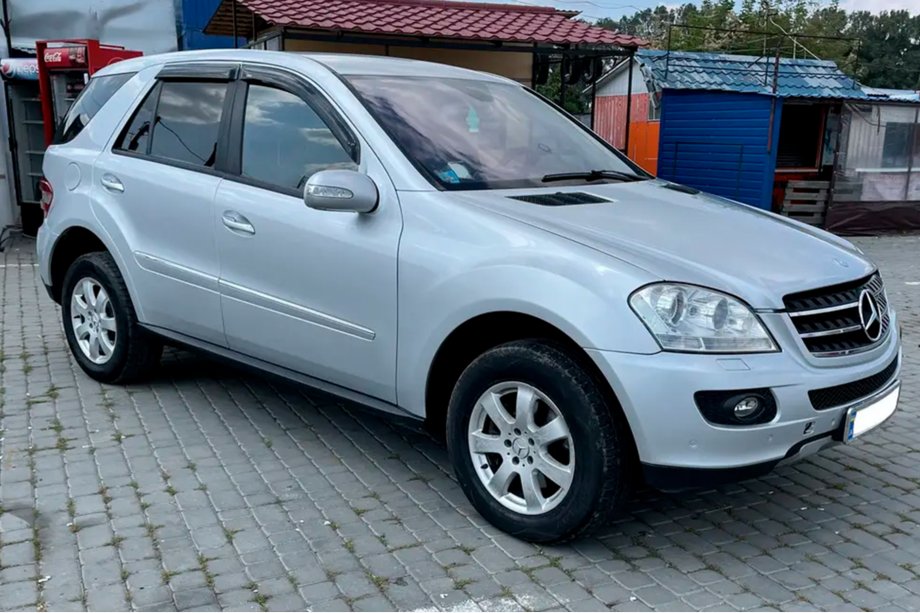 Mercedes ML W164 2005–2011 Ikkunadeflektorit (4 kpl, HIC) Kuva 7