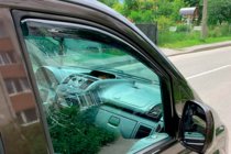 Mercedes Vito W639 2004–2014 Ura-asenteiset ikkunatuuliohjaimet (2 kpl, HIC) kuva 1