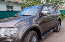 Mitsubishi Pajero Sport 2008–2015 Ikkunadeflektorit (4 kpl, HIC) kuva 3