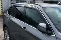 Nissan Qashqai 2014–2021 Sivulasien tuuliohjaimet kromilistalla (4 kpl, HIC) kuva 9