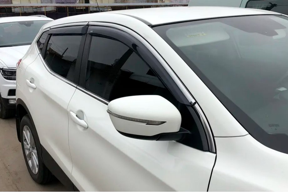 Nissan Qashqai 2014–2021 Sivulasien tuuliohjaimet kromilistalla (4 kpl, HIC) Image