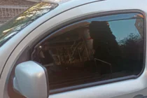 Renault Kangoo 2008–2020 Ura-asenteiset ikkunatuuliohjaimet (2 kpl, HIC) kuva 5