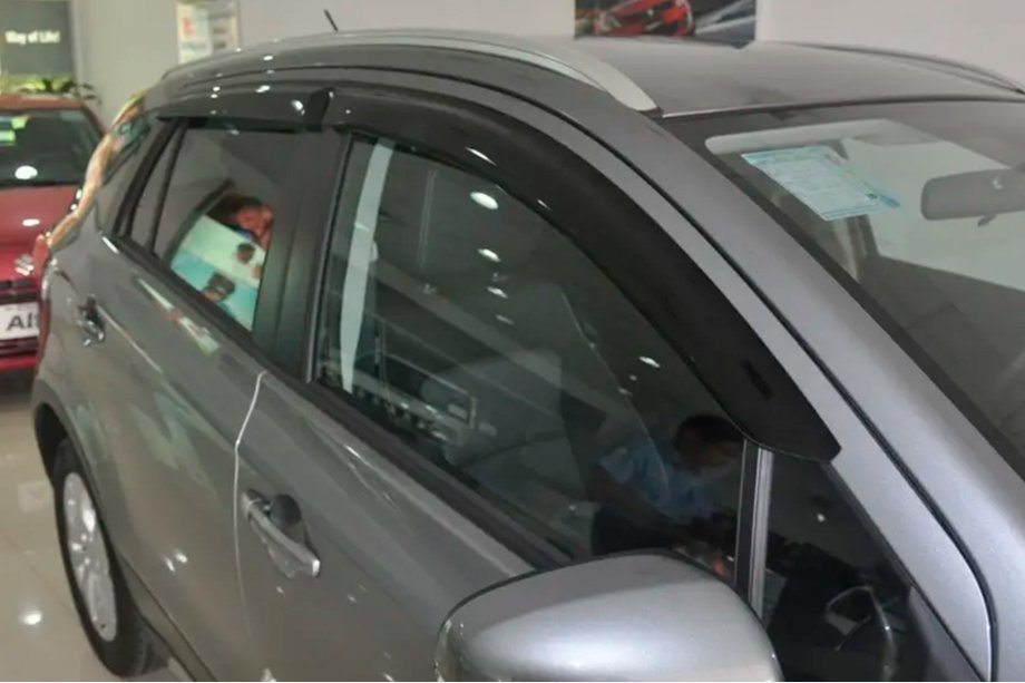 Suzuki SX4 S-Cross 2013–2016 Ikkunadeflektorit (4 kpl, HIC) Image