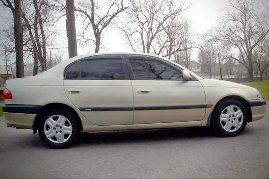 Toyota Avensis 1998–2003 Tuuliohjaimet SD (4 kpl, HIC) Image