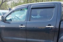 Toyota Hilux 2006–2015 Ikkunadeflektorit (4 kpl, HIC) kuva 5