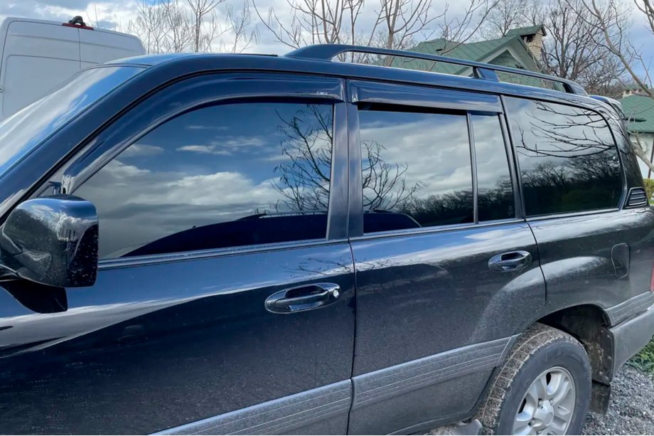 Toyota Land Cruiser 100 1998–2007 Ikkunadeflektorit (4 kpl, HIC) Image