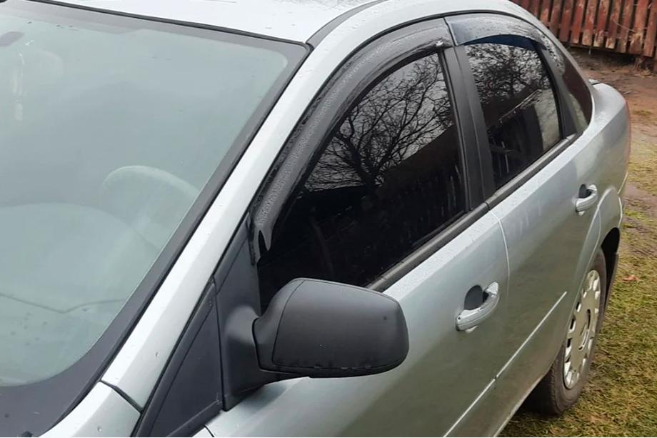 Ford Focus II 2008–2011 Tuuliohjaimet SD/HB (4 kpl, HIC) Kuva 1