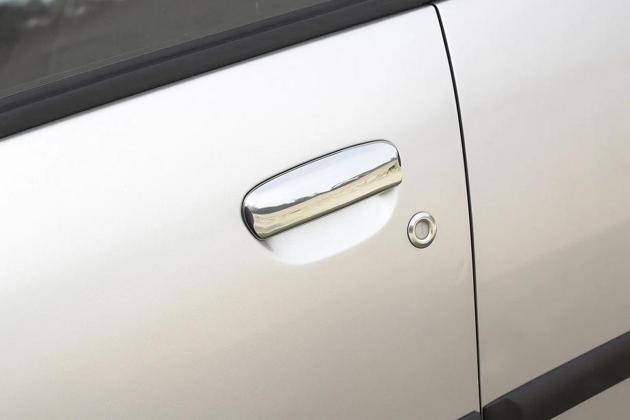 Mitsubishi Colt 2004–2012 Ovenkahvan kromisuojat (4 kpl, ruostumaton teräs) Image